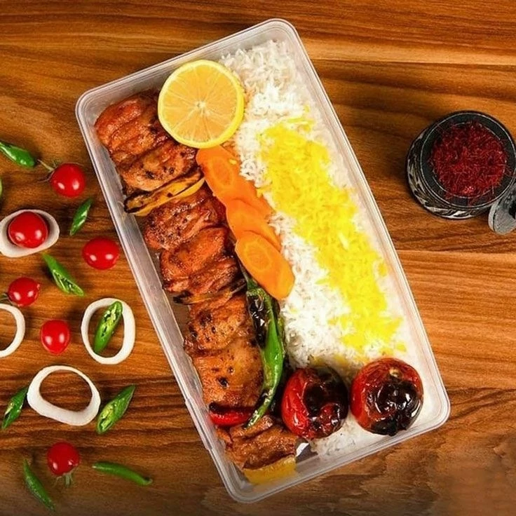 انواع ظروف یکبارمصرف و ظرف فریزری