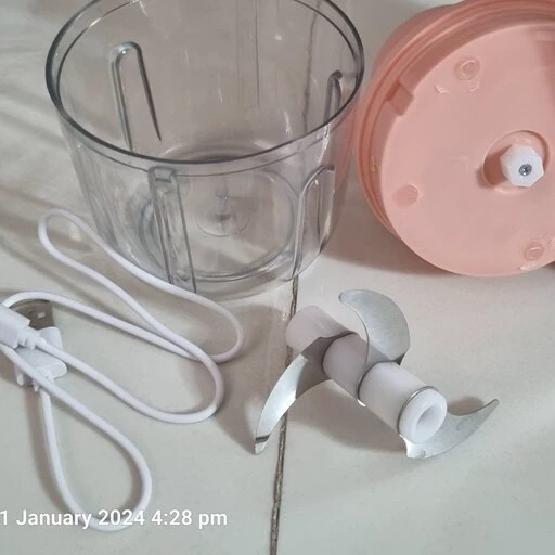 خردکن مدل intelligent electric garlic machine