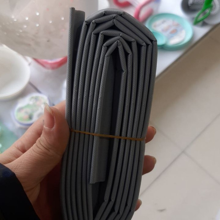 نوار درزگیر پنجره رولی 2 متر