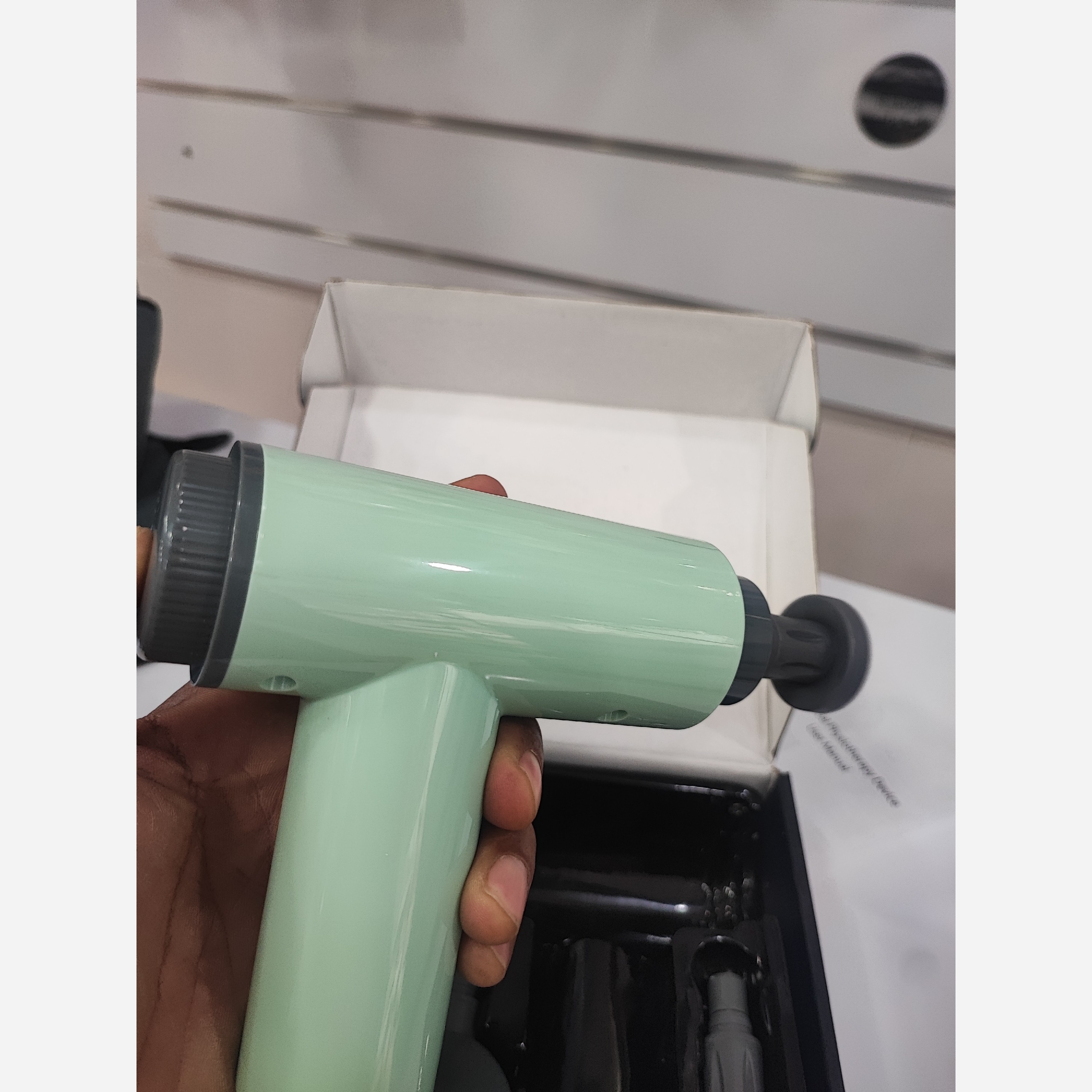 ماساژور مارک massage gun